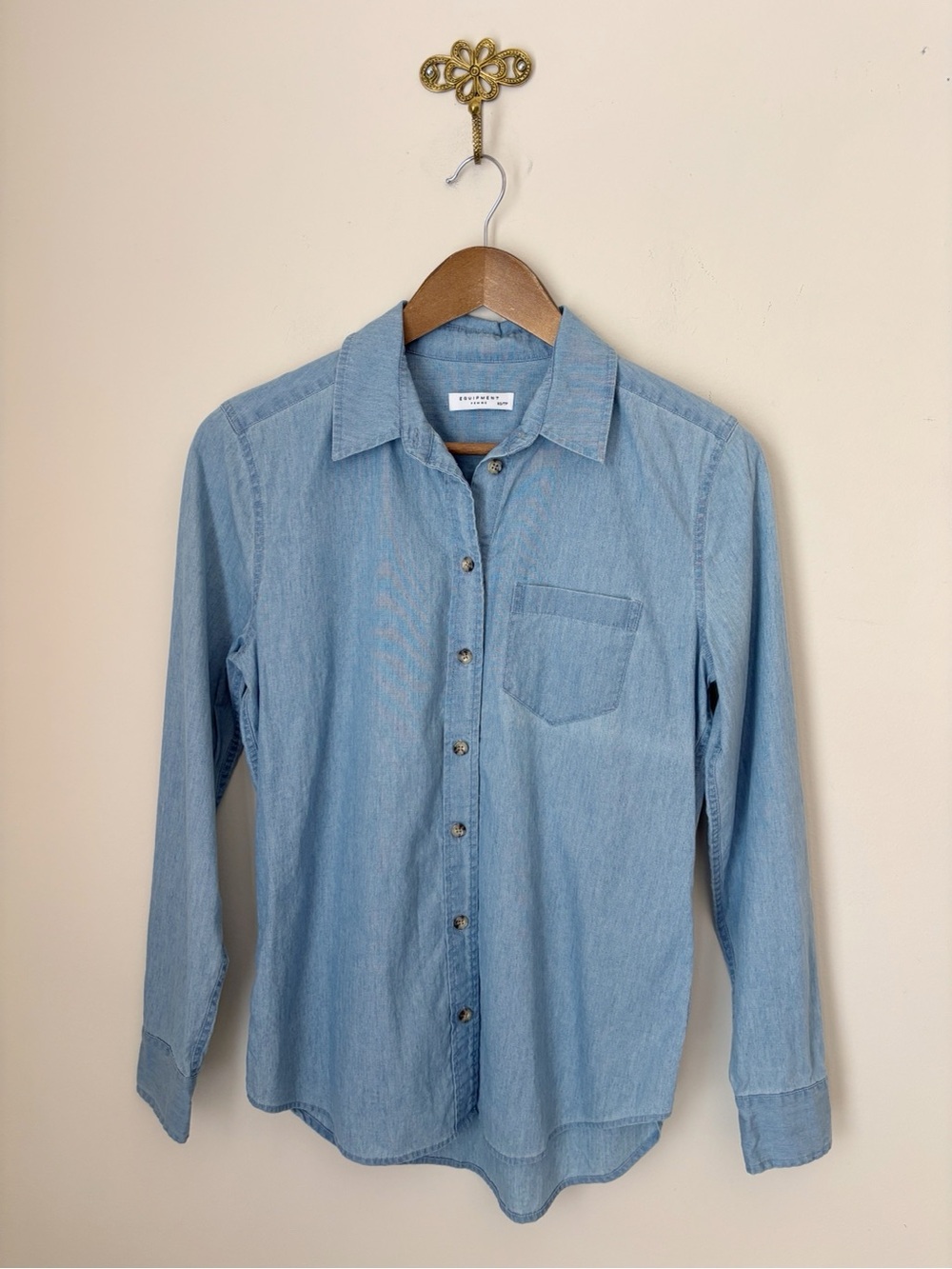 Equipment Blue Chambray Button Down Shirt XS